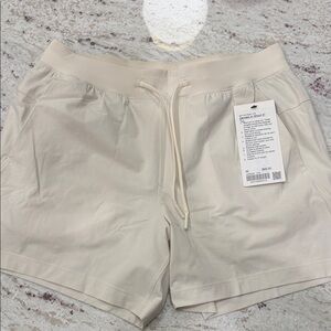 Men’s Zeroed In  Athletic Cream Shorts